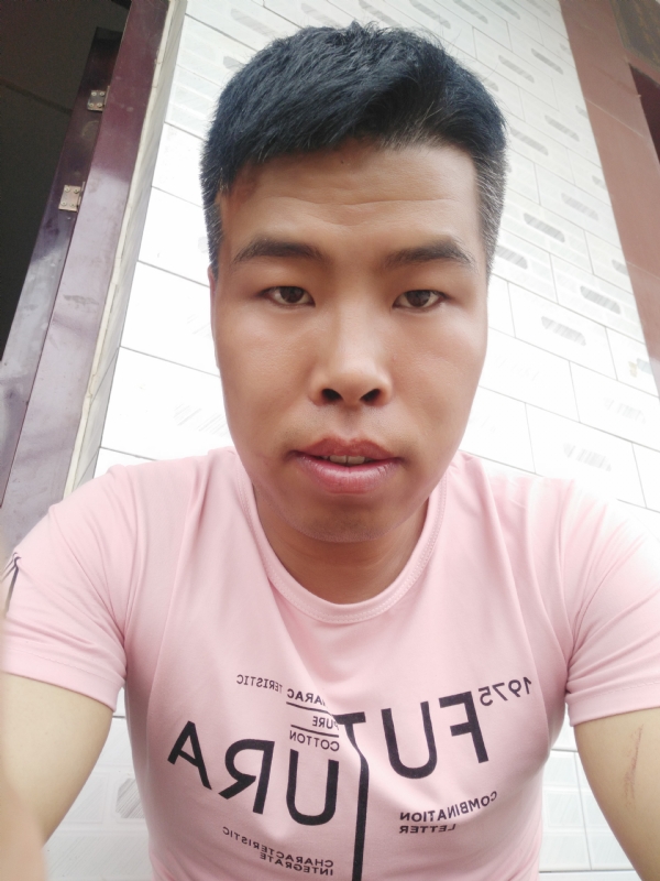守护爱情的第一张照片--清流相亲网