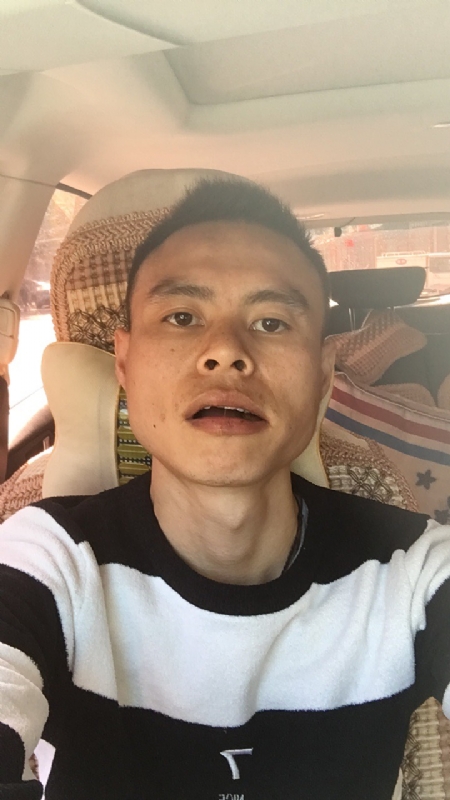 小何的第一张照片--清流相亲网