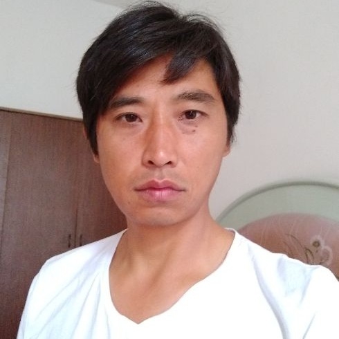 莞尔一笑的第一张照片--清流相亲网