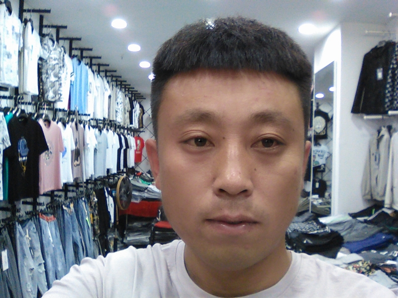 冰冷的心的第二张照片--清流相亲网