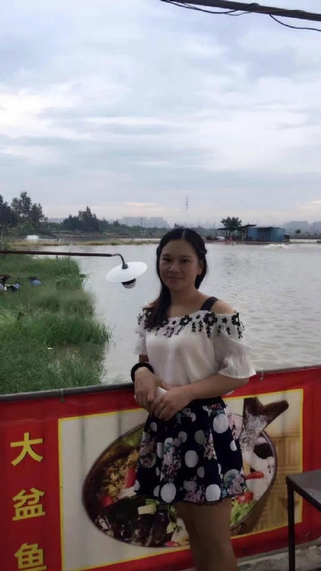 莹莹的第一张照片--清流相亲网