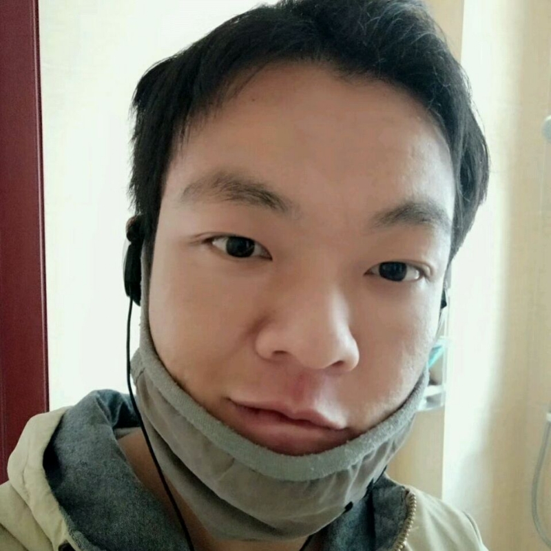 泡沫哭泣的第一张照片--清流相亲网