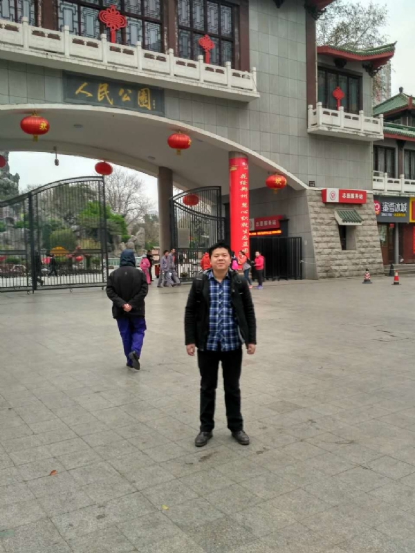 在奋斗的第一张照片--清流相亲网