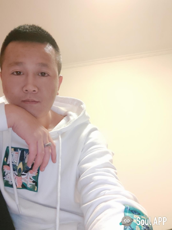 Away的第一张照片--清流相亲网