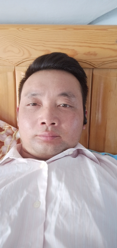 转角的第一张照片--清流相亲网