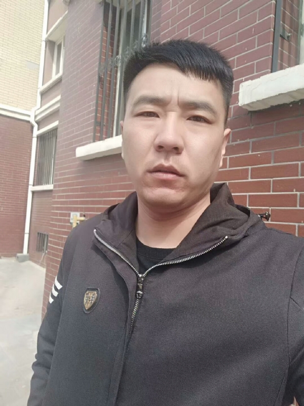 谁伴我闯荡的第一张照片--清流相亲网