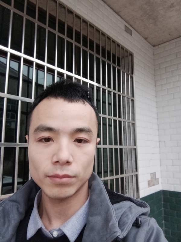 笑得那么开心的第三张照片--清流相亲网