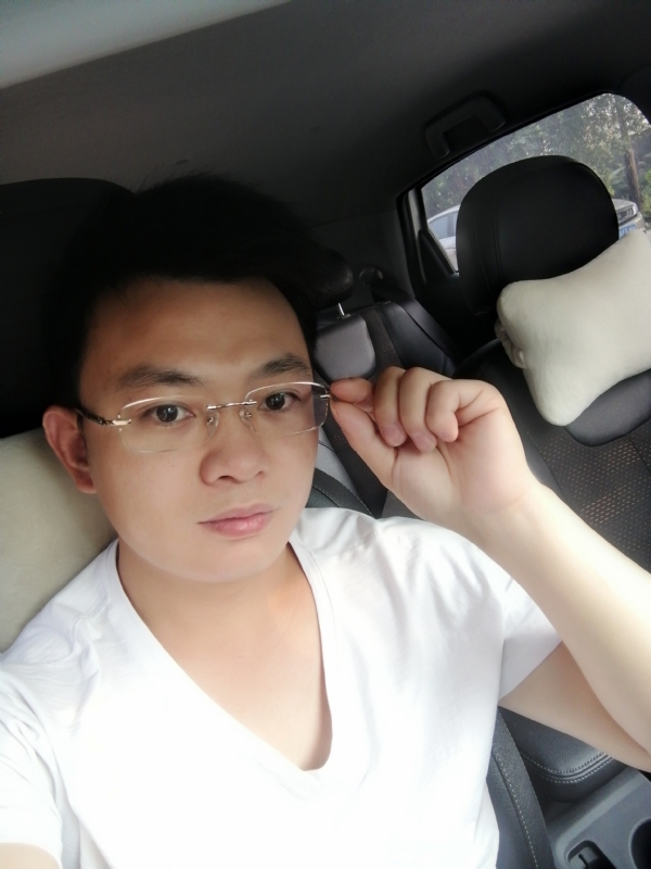 幸福的拥抱的第二张照片--清流相亲网