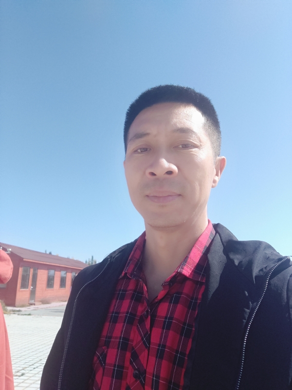 风滚草的坚持的第一张照片--清流相亲网