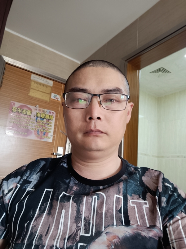 心梦无痕的第一张照片--清流相亲网