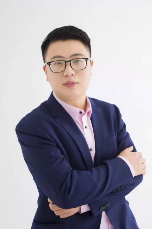 周的第二张照片--清流相亲网