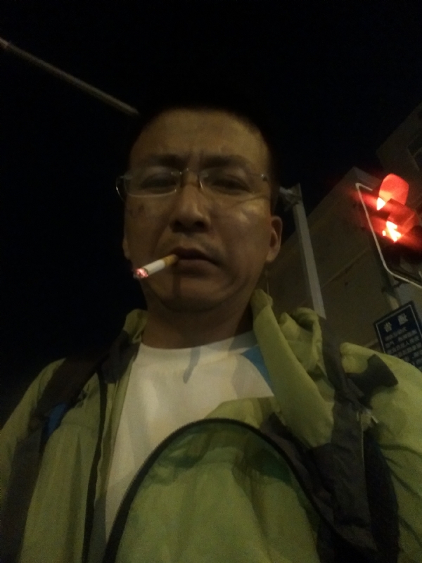 认真的生活的第一张照片--清流相亲网