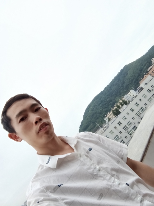 会飞的鱼的第一张照片--清流相亲网