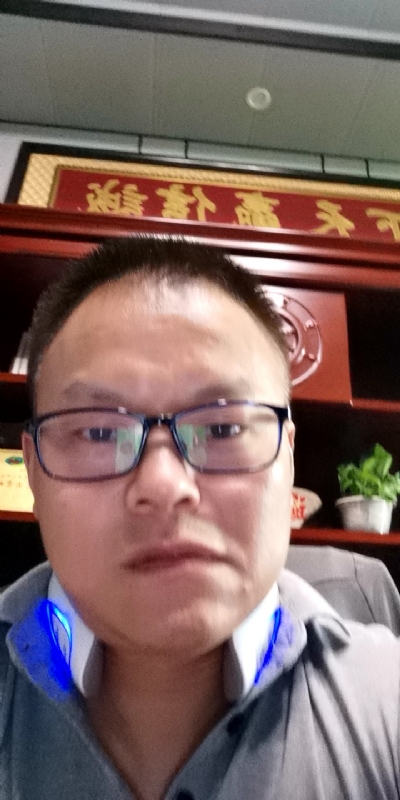 模具工匠的第一张照片--清流相亲网