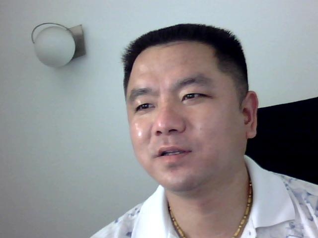 孤寂狼王的第一张照片--清流相亲网
