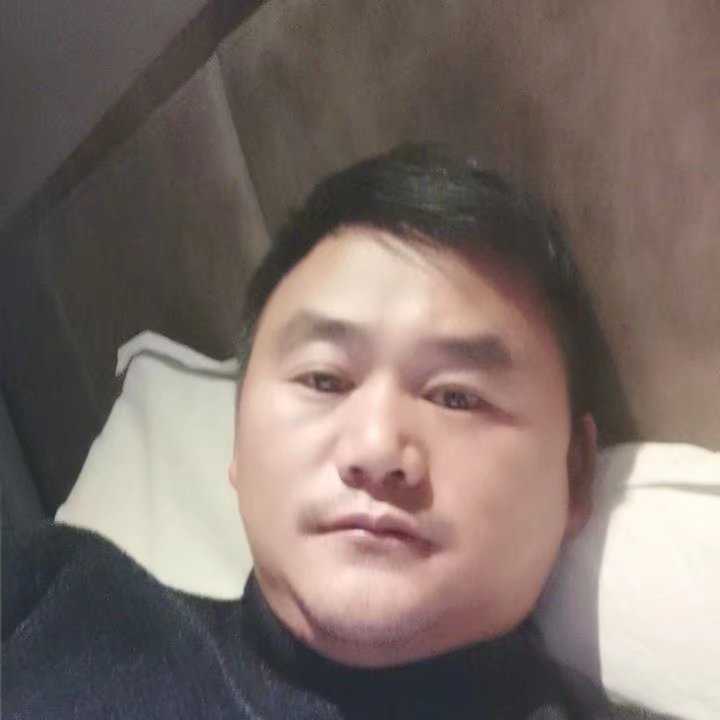 奔跑的第四张照片--清流相亲网