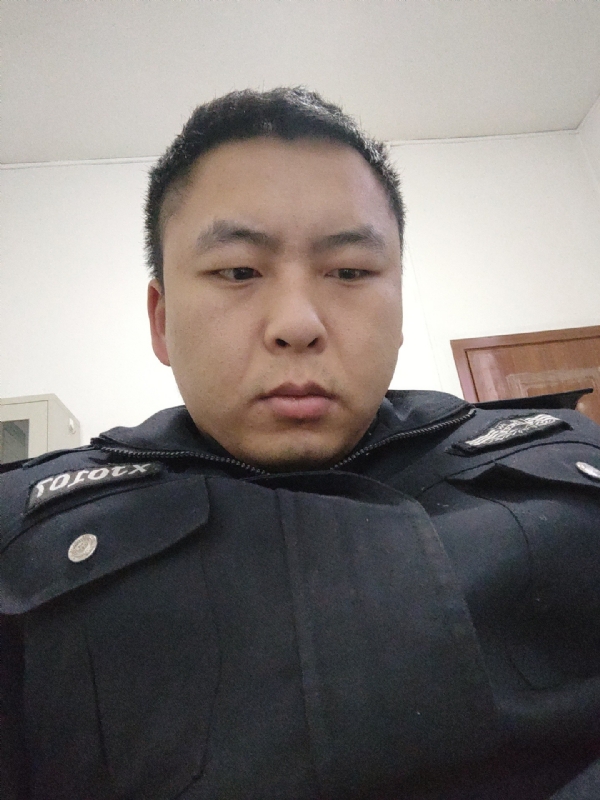 好纠结的第一张照片--清流相亲网