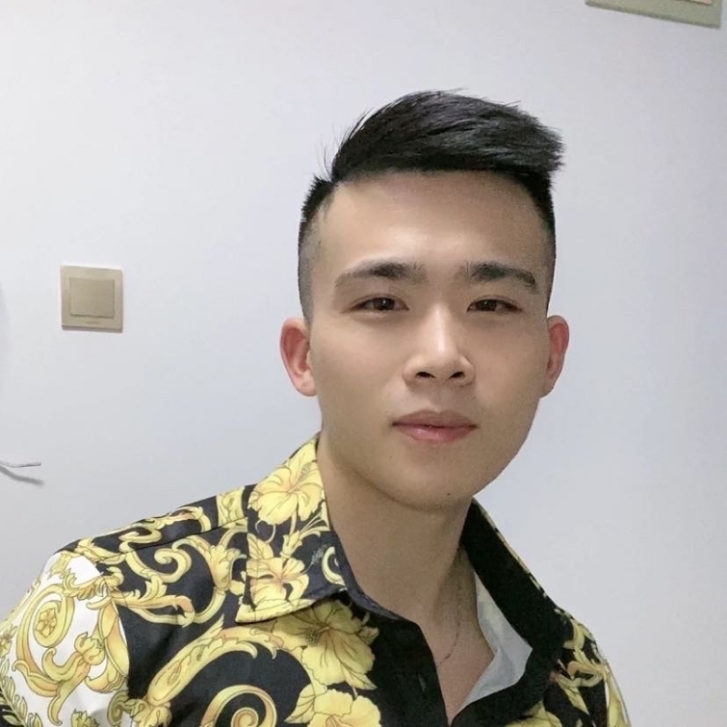 迷彩冲锋衣的第一张照片--清流相亲网