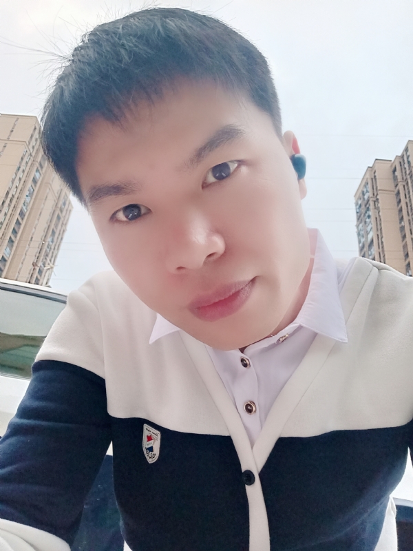 雨霁月清风的第一张照片--清流相亲网