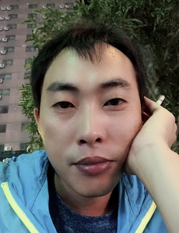 一直在路上的第一张照片--清流相亲网