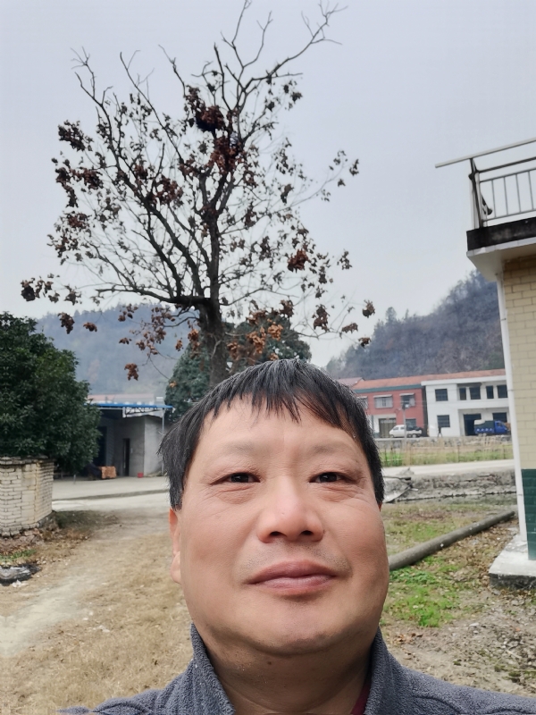 苏众青春冲浪的第一张照片--清流相亲网