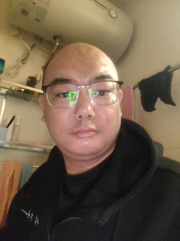 小胖子的第一张照片--清流相亲网