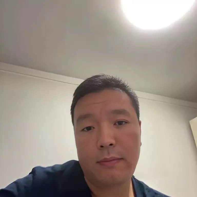 穿唐装的松鼠的第一张照片--清流相亲网