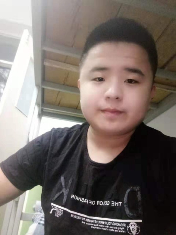 打小就爱淘气的第一张照片--清流相亲网