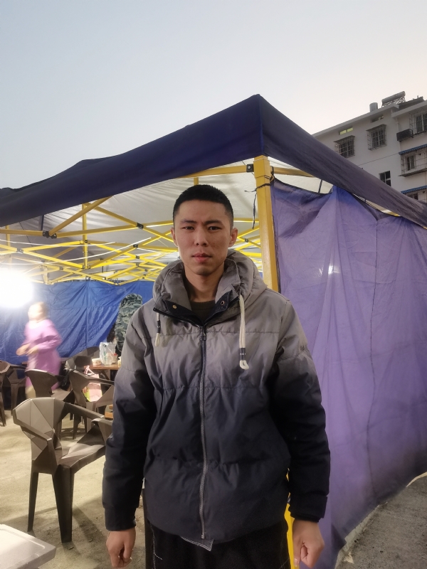 谁谁谁的第一张照片--清流相亲网