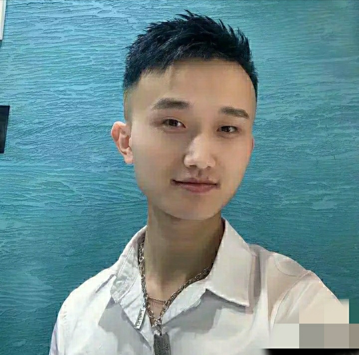 小哥哥的第一张照片--清流相亲网