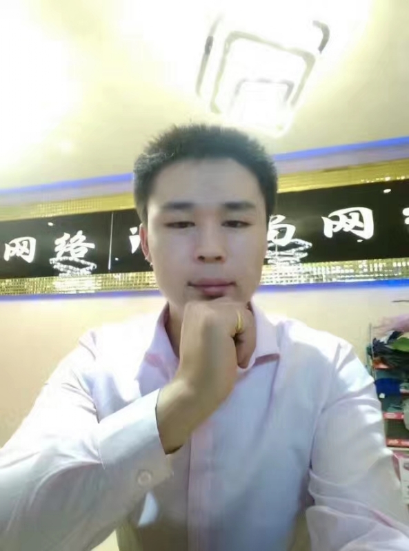 沉默寡言的第一张照片--清流相亲网